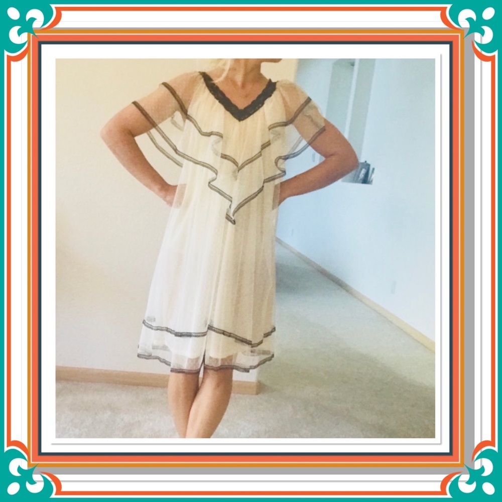 GORGEOUS NIGHTGOWN